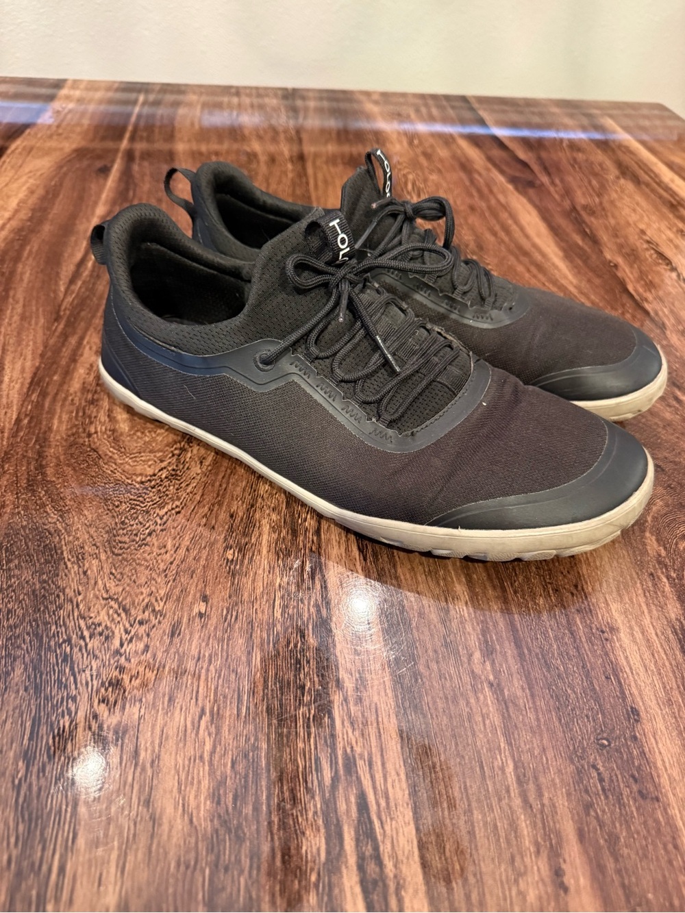 Men’s Tolo Archtype Barefoot Shoes Size 11